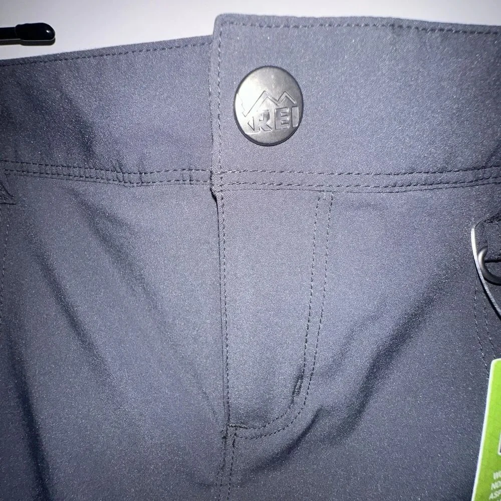 REI Women’s Northway Travel Skort Dark Grey Shorts Skort New with Tag 8 Gorpcore